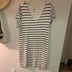 T-shirt dress